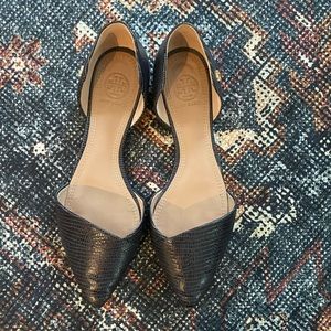 Tory Burch Navy Pointed Toe Flats size 6.5